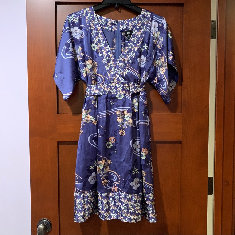 H&M Floral Satin Tie Back V-neck Dress Royal Blue Dolman Sleeve